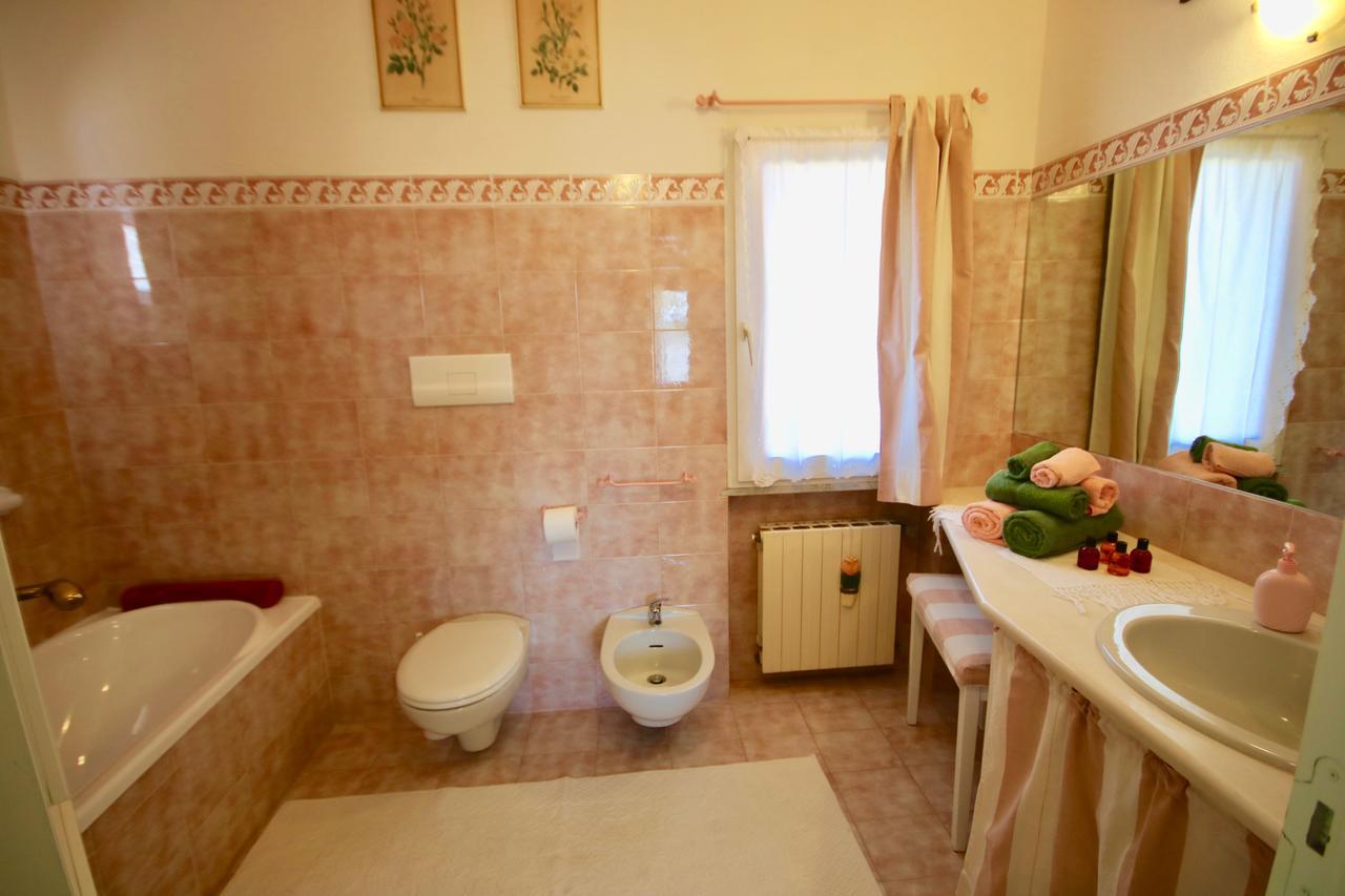 Il Profumo Di Ginestre Bed and Breakfast Olbia Eksteriør billede